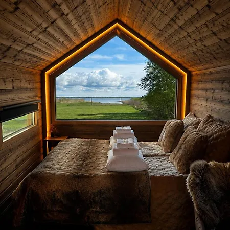 Atmospheric Trailer With A Sea View * Oulu