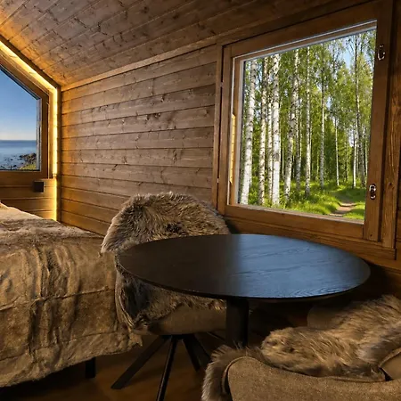 Chalet Atmospheric Trailer With A Sea View *