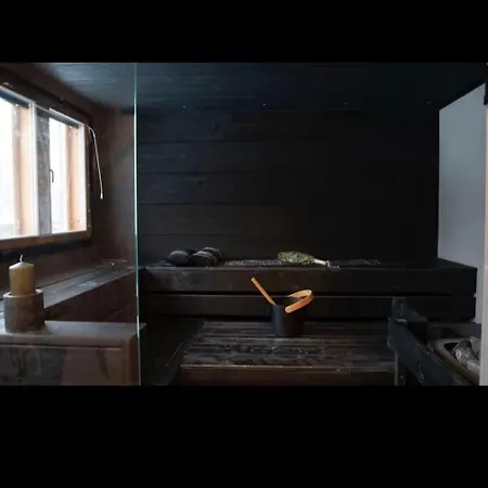 Atmospheric Trailer With A Sea View Oulu